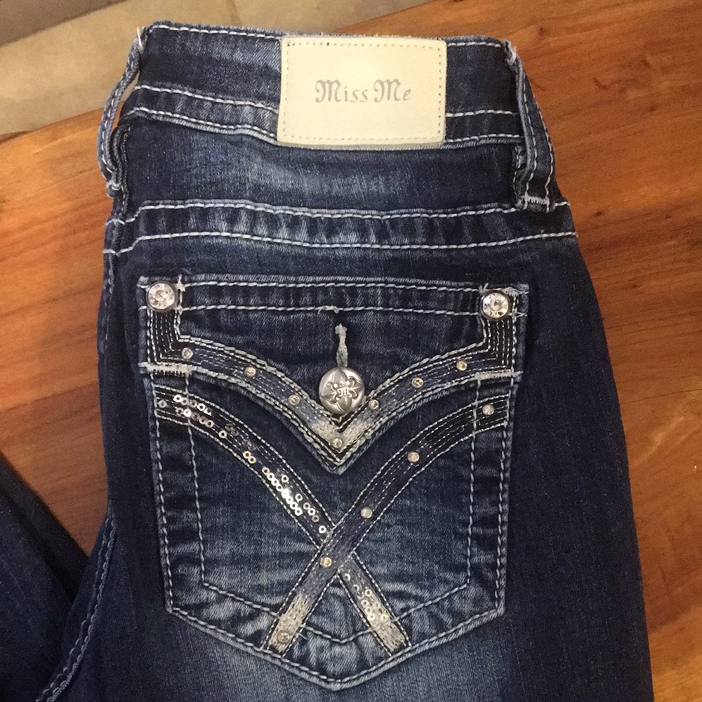 Miss me jeans size 28 curvy excellent condition